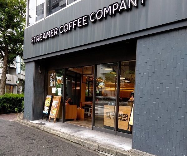 店内居心地よすぎ ストリーマーコーヒーカンパニー 茅場町 Bluethree ブルースリー